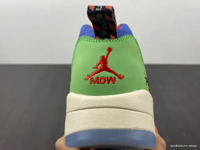 Doernbecher DR6287-486 Air Low Jordan 5 0501